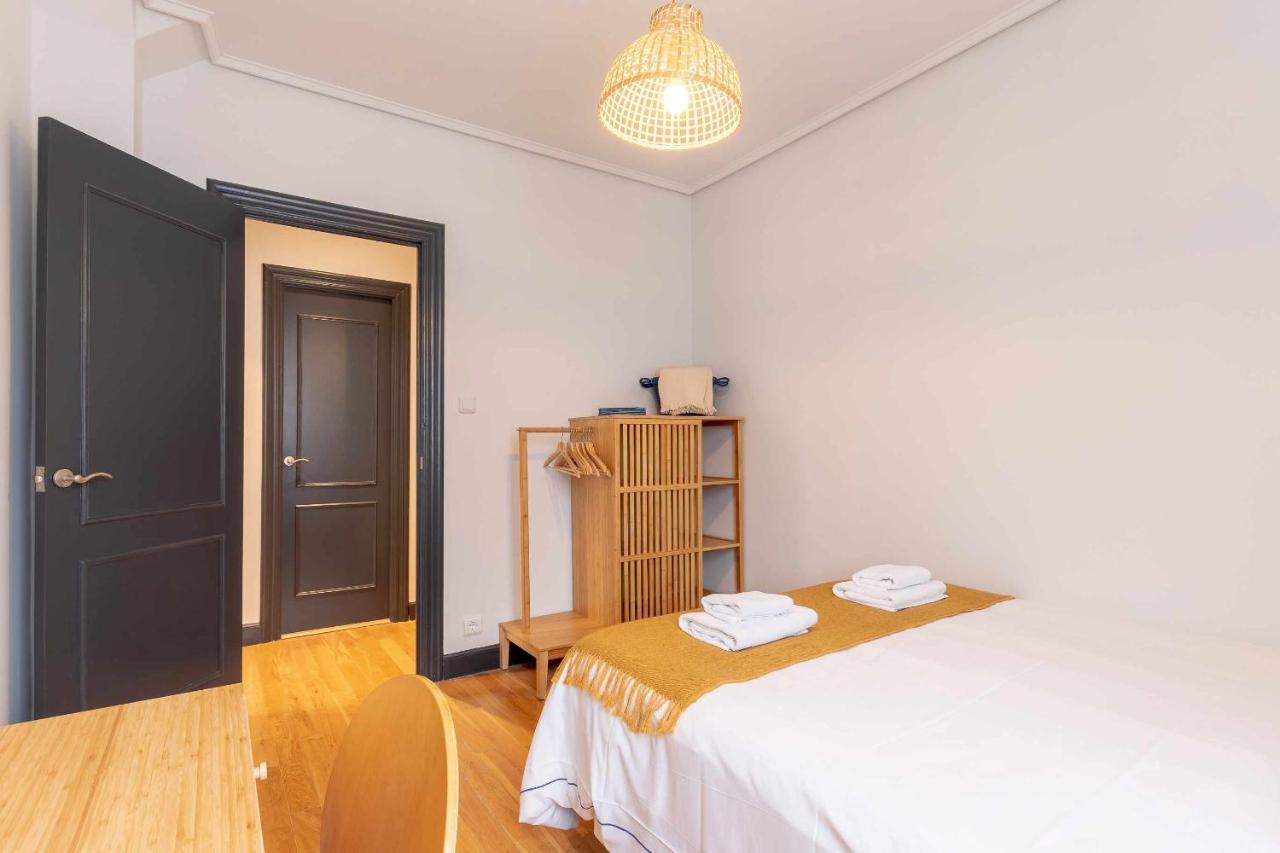 Apartamento Kuia Con Vistas Frontales A La Ria De Bilbao Cerca Del Metro Erandio Exterior foto